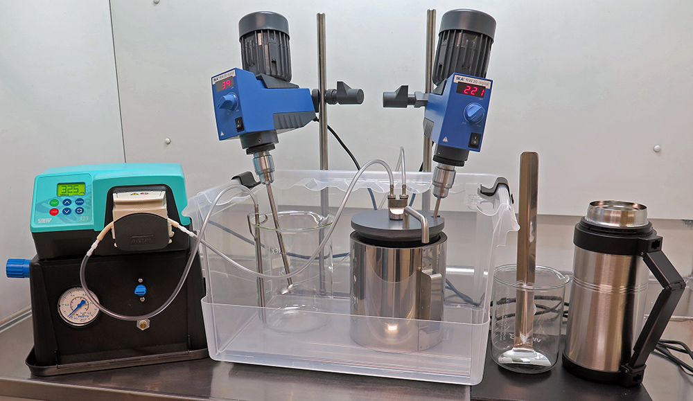Lab-scale Granulators